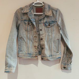 Levi's XS cropped denim jacket